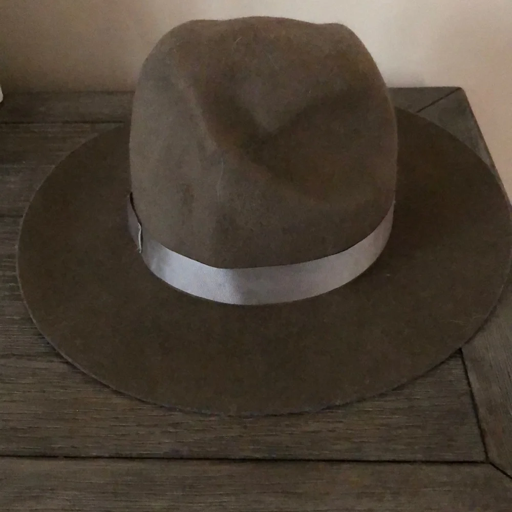 Lack of color hat